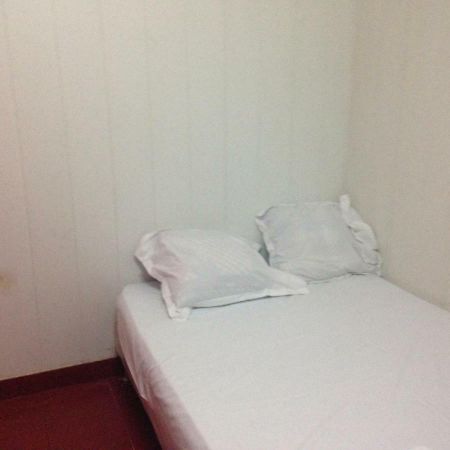 Hotel Cyrano Voltaire Paryż Zewnętrze zdjęcie