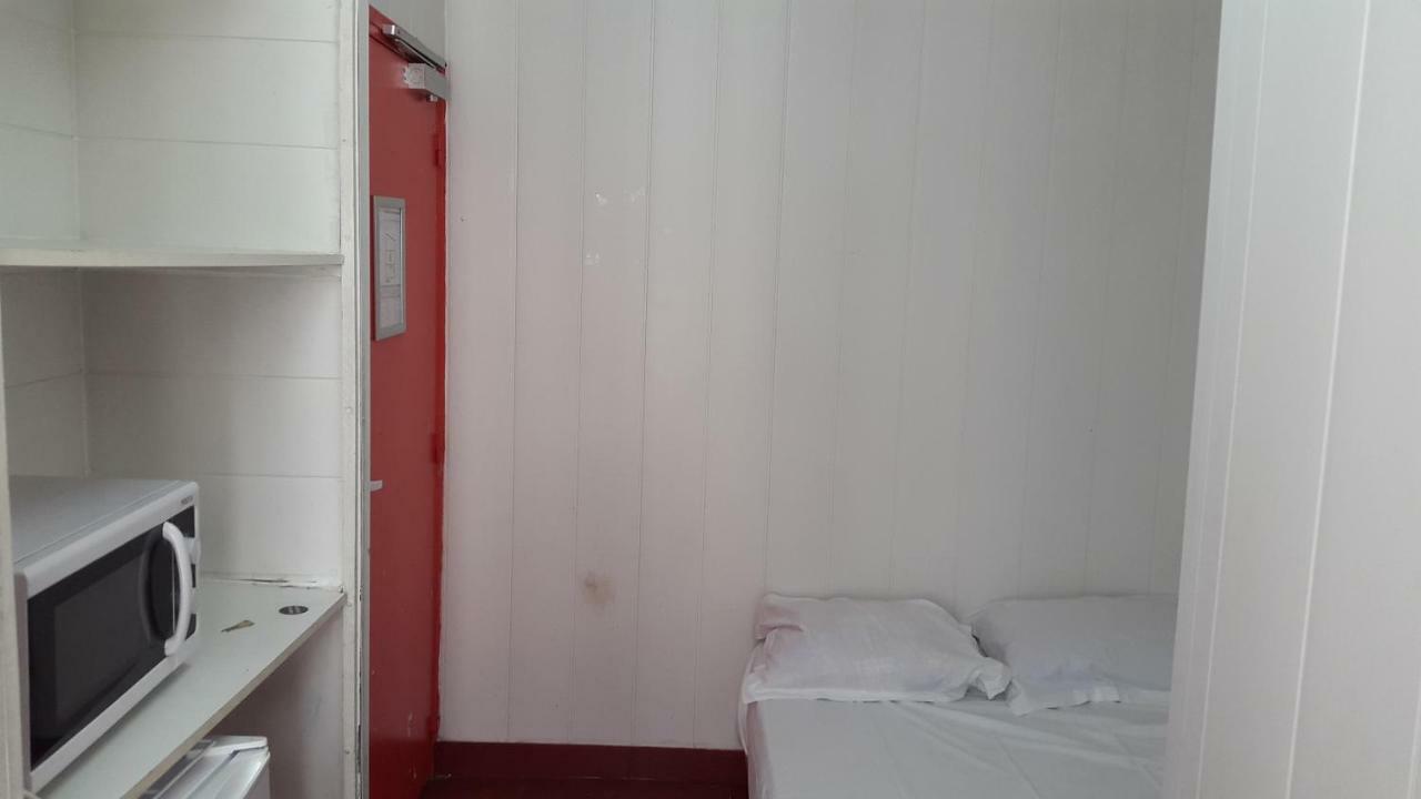 Hotel Cyrano Voltaire Paryż Zewnętrze zdjęcie